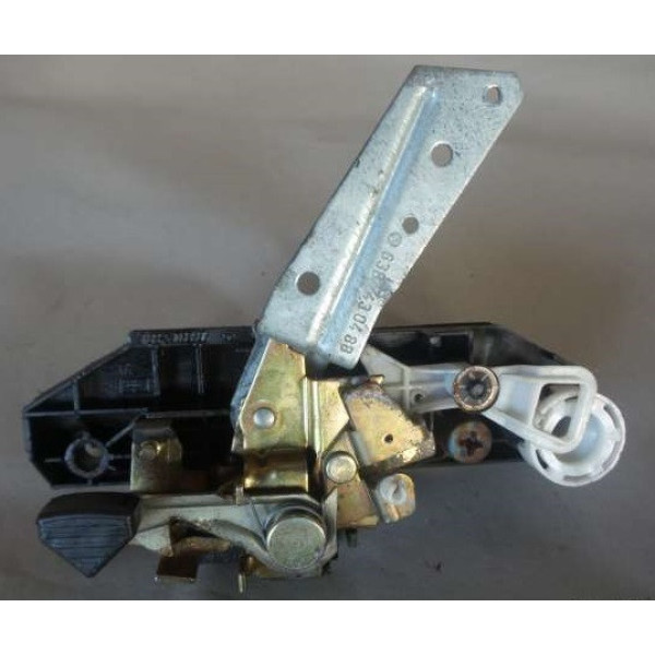Ремкомплект у замок багажника Mercedes Vito Мерседес Віто 638 A6387430488 6387430488